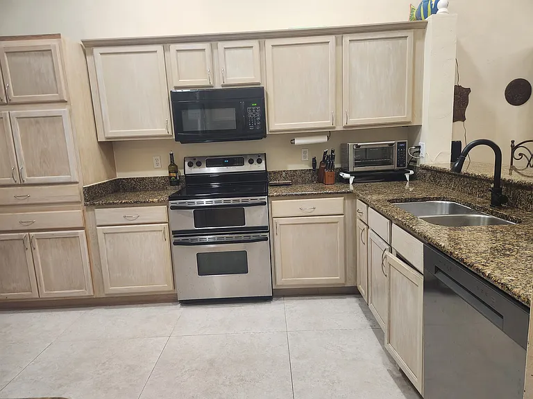 6953 Lone Oak Blvd — Photo 23