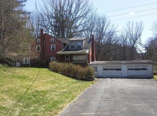 1513 Irish Creek Rd, Mohrsville, PA 19541