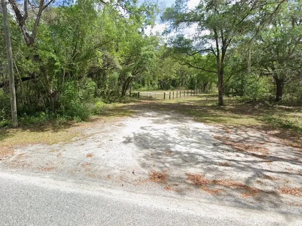 1385 NE 118th Avenue Rd, Silver Springs, FL 34488
