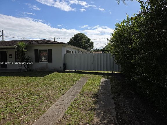 5th image of 6710 SW 48th St