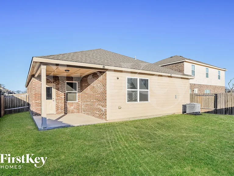 2205 Old Harbor Way — Photo 18
