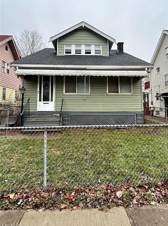 1st image of 3549 E 133rd St