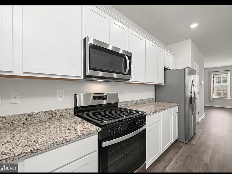 1944 Fauna Dr — Photo 12