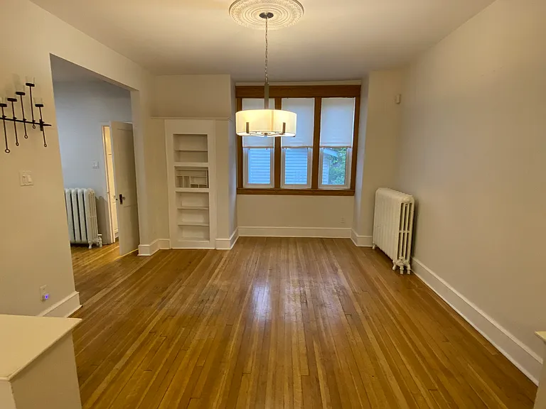 130 Home St — Photo 5