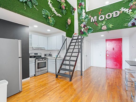 4th image of 15 Lawton St APT 29