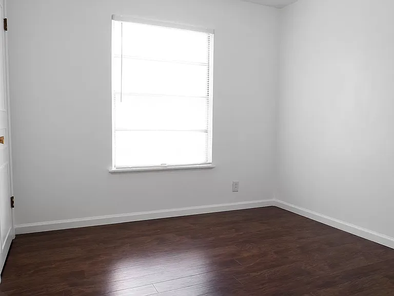 11507 Whitewing Ave — Photo 10