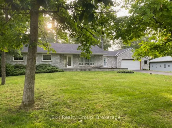 29 Power St, Quinte West, ON K8V 5P6