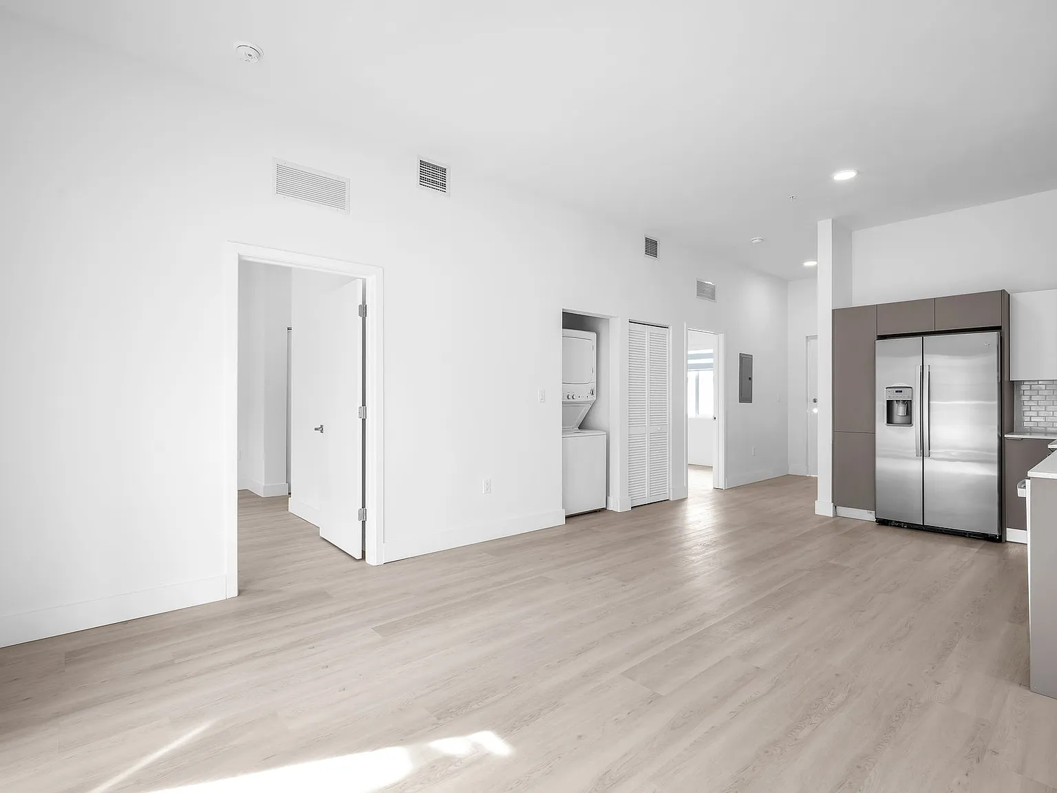 Hallandale City Center — Photo 1