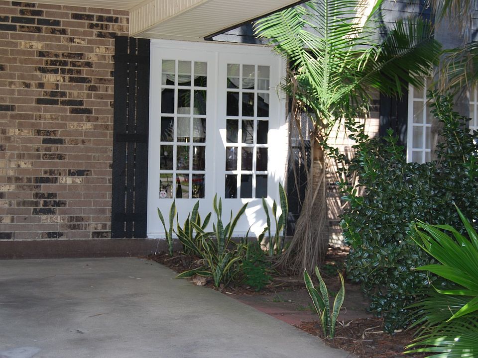 1st image of 3723 Lilac Ln