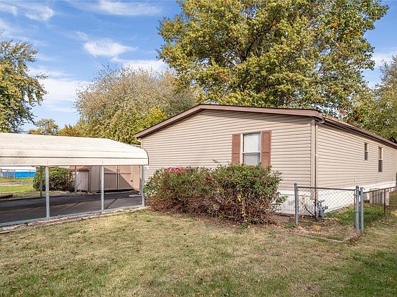 2nd image of 206 Mylaun Dr