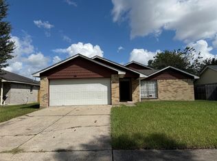 2114 W Greens Rd, Houston, TX 77067