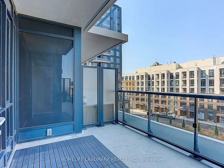 7950 Bathurst St #B-532 — Photo 26