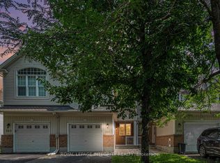 558 Aberfoyle Cir, Ottawa, ON K2K 3R3