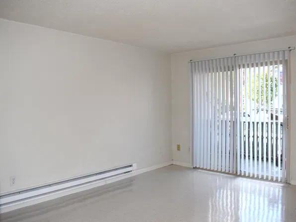 2900 S Byron St Unit 1, Seattle, WA 98144