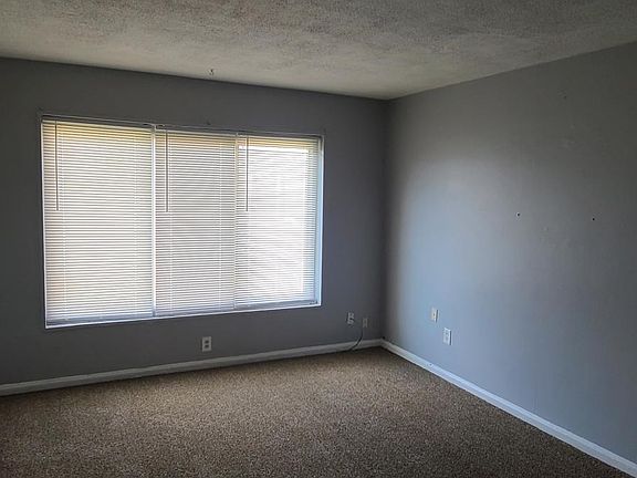 5th image of 11540 La Salle Blvd APT 4