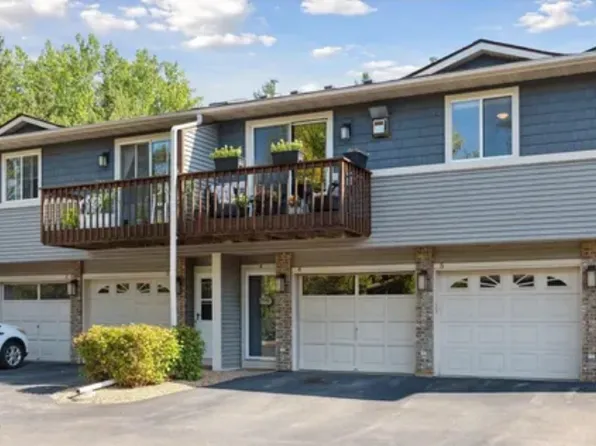 14210 44th Pl N APT 4, Plymouth, MN 55446