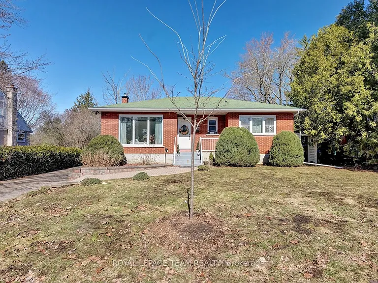 1233 Cheverton Ave — Photo 2