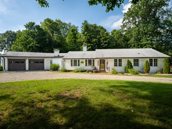 11312 E County Road 200 Rd N, Hope, IN 47246