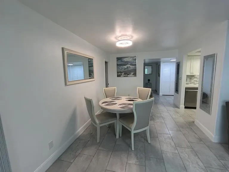 645 N Keene Rd #B — Photo 4