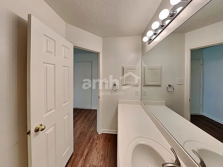 802 Cherry Blossom Dr — Photo 20