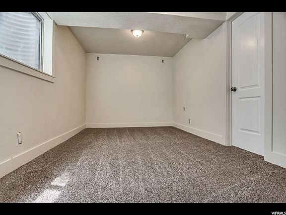 4th image of 9743 S Candlewood Dr