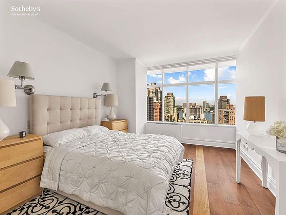 4th image of 160 W 66th St APT 19A