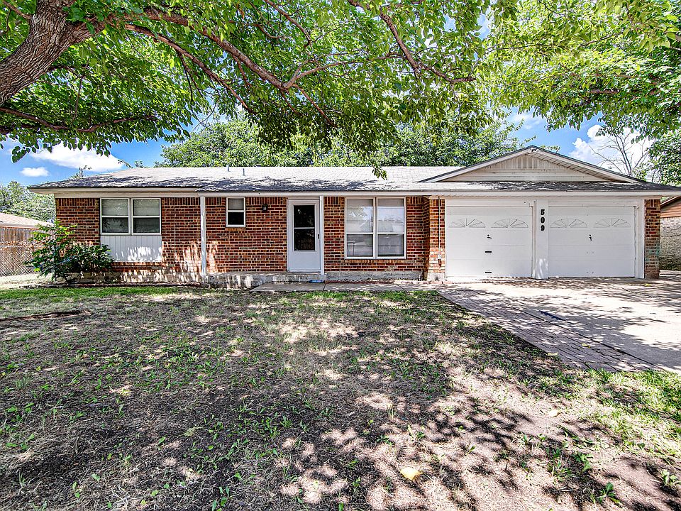 1st image of 509 Branch Cir W