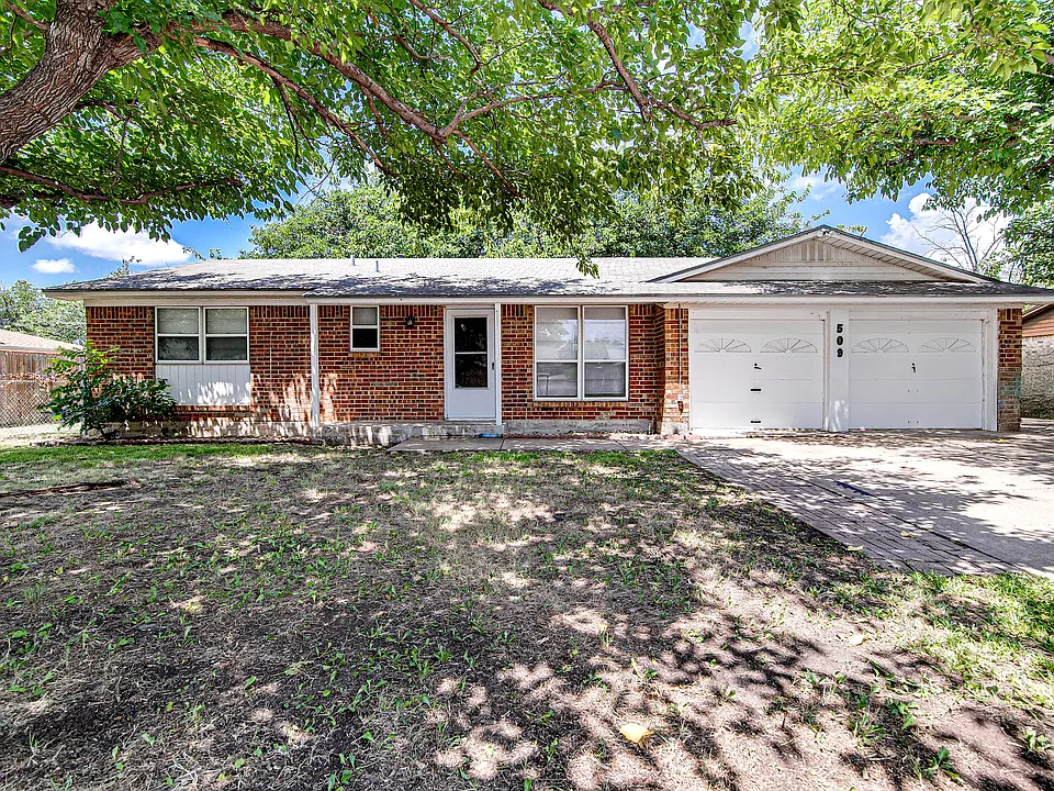 509 Branch Cir W