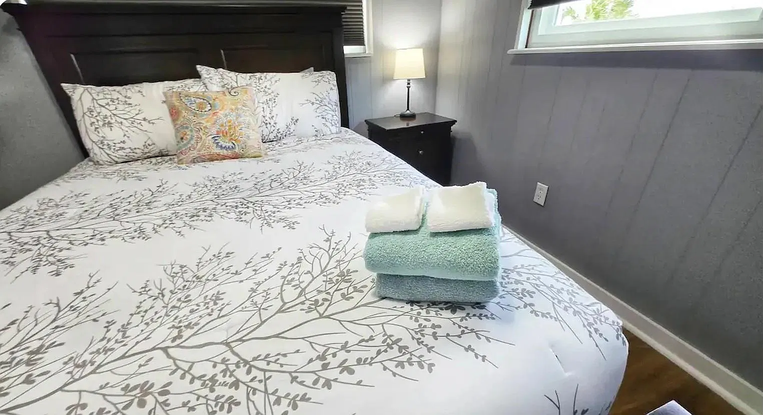 3 bed, 1.5 bath, 1000 sqft, $2,200 — Photo 4