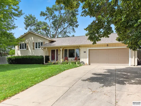 10416 Browne St, Omaha, NE 68134