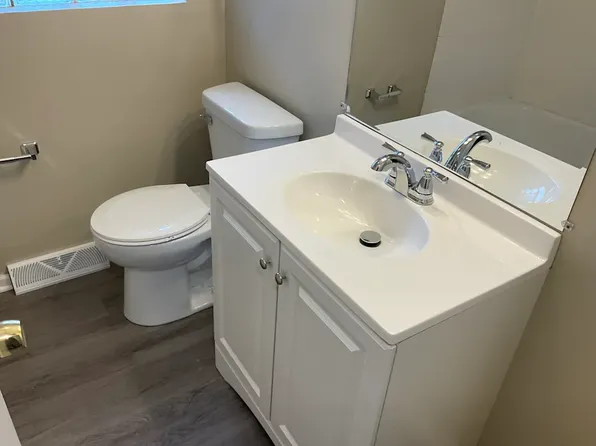 618 S Pierce Ave, Wheaton, IL 60187