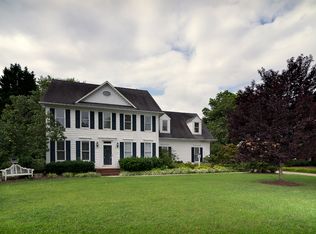 3222 Hiddenwood Ln, Burlington, NC 27215