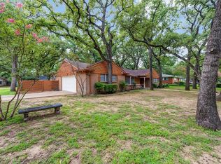 401 Lincolnshire Dr, Irving, TX 75061