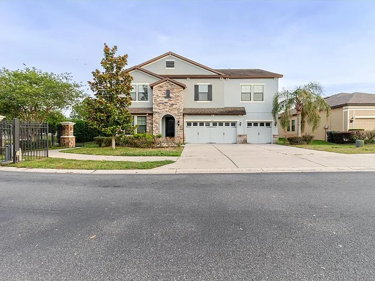 1389 Heritage Landings Dr — Photo 5