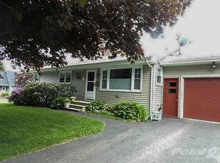20 Crawford Dr, Bath, ME 04530