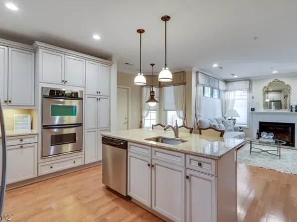 4108 Pointe Gate Dr #4108, Livingston Twp., NJ 07039