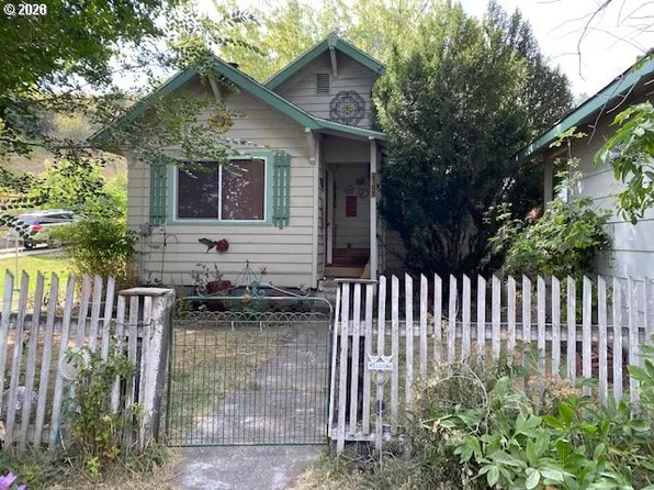2708 Umatilla St, La Grande, OR 97850