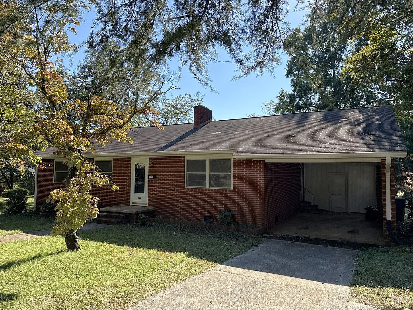 T.R. Lawing Realty Property — Photo 1