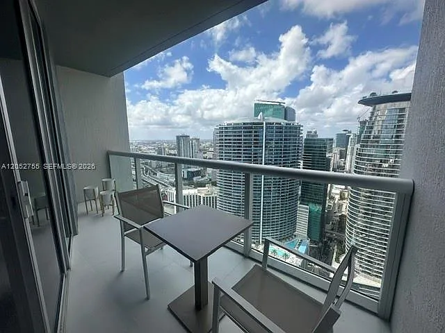475 Brickell Ave #5010 — Photo 2