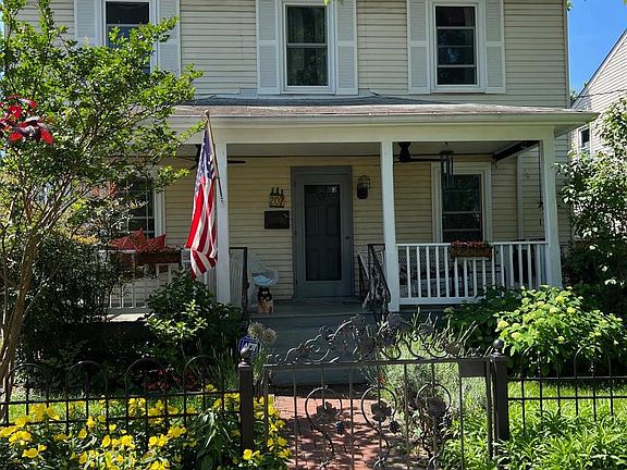 4th image of 207 Laverne Ave