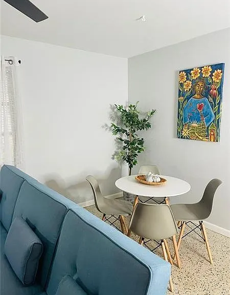 316 SW 15th St #4 — Photo 7