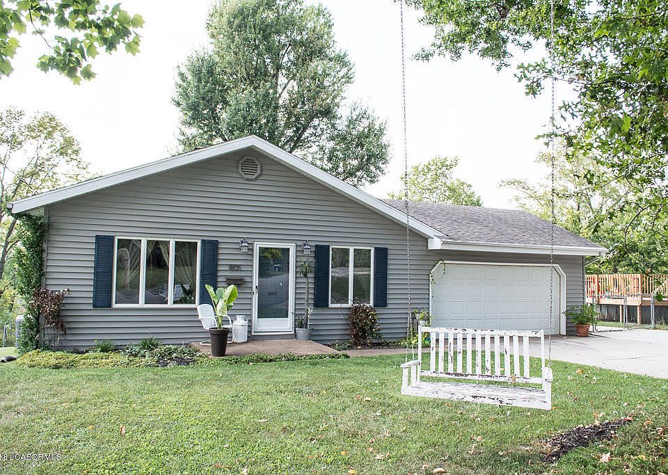 1st image of 805 Belmont Dr