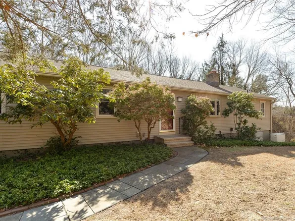 4 Alder Lane, Newtown, CT 06482