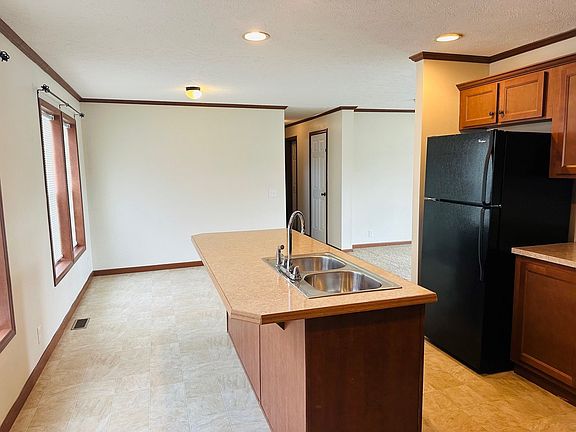 4th image of 9800 Bloomsbury Cir #584