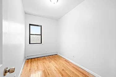 Rented by Elegran