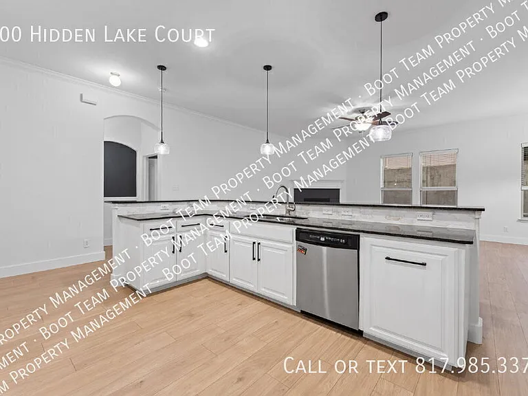 400 Hidden Lake Ct — Photo 27