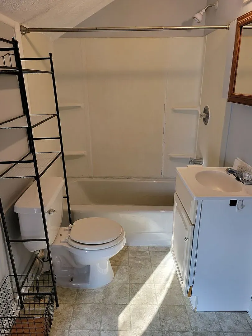 1 bed, $1,200 — Photo 4