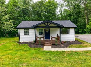 125 Whitehead Rd, Beaver, PA 15009