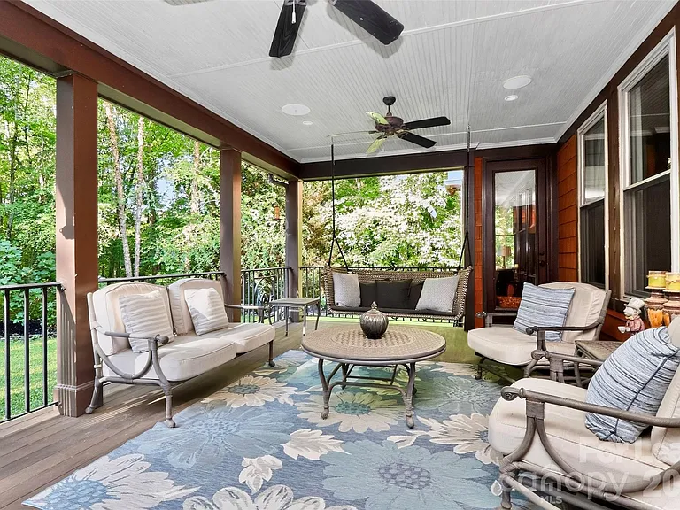 6031 Greystone Dr — Photo 33