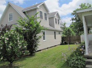 8 S Prettyman St, Knox, IN 46534